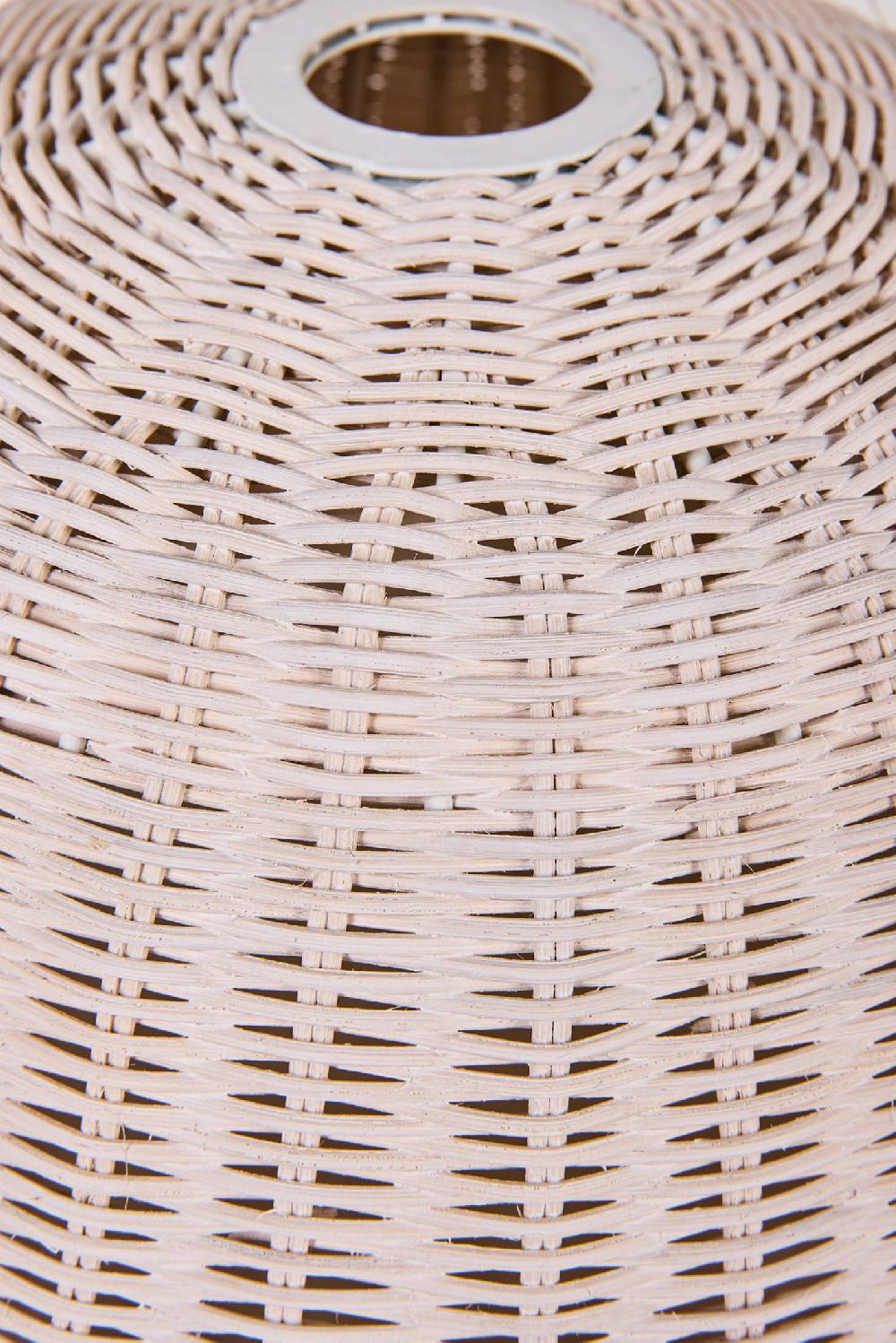 Novità Home Lumiere - Cappello Lampadario In Midollino Bianco Offerte speciali