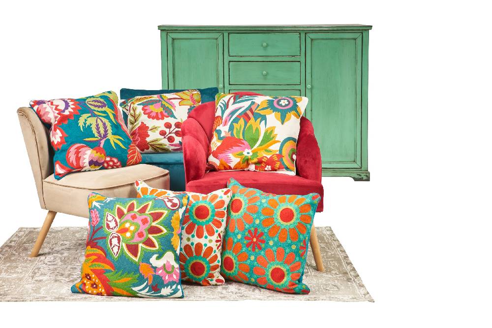 Novità Home Delfina - poltroncina velluto colore beige Offerta Giorno del Papà