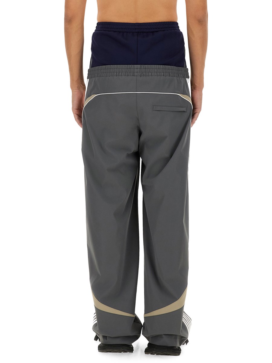 BALENCIAGA PANTALONE TRUCKSUIT CUT-UP Negozi Online