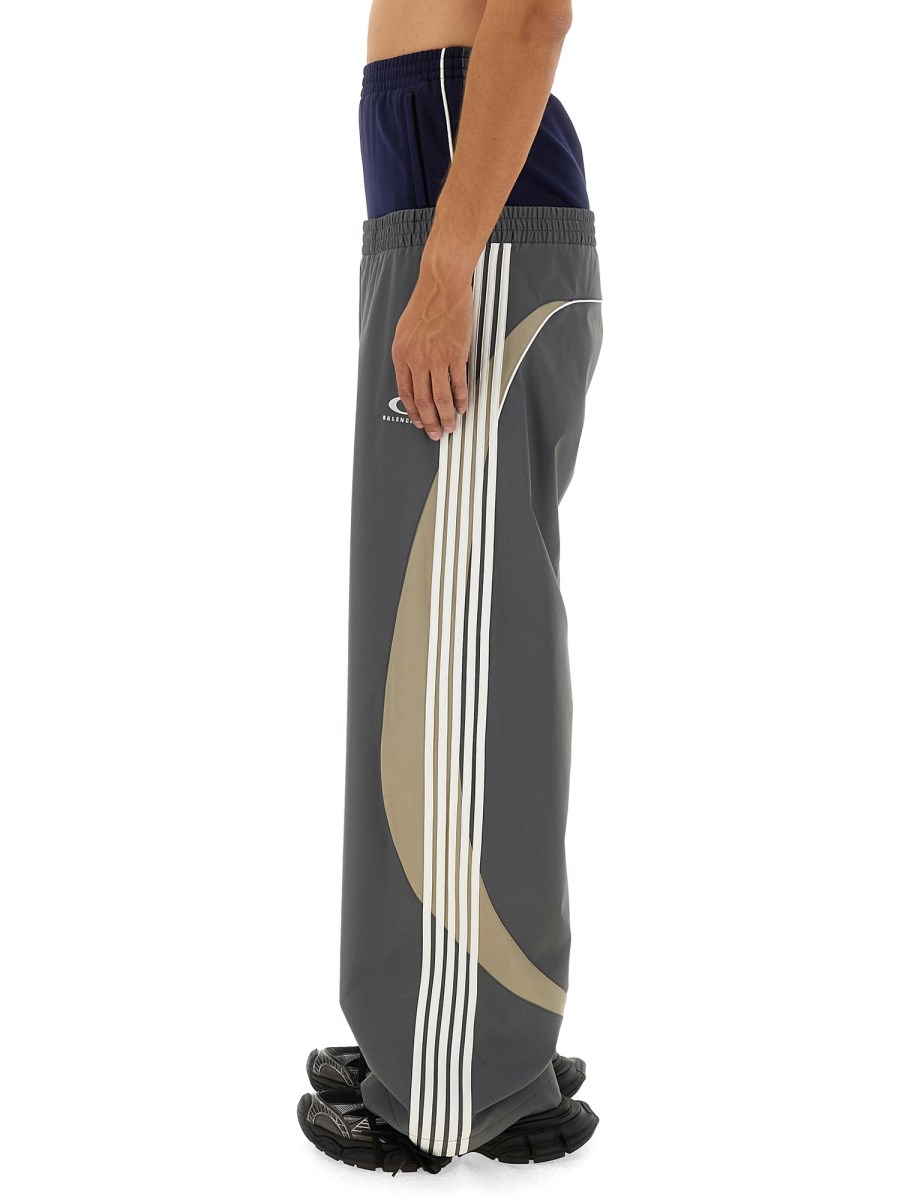 BALENCIAGA PANTALONE TRUCKSUIT CUT-UP Negozi Online