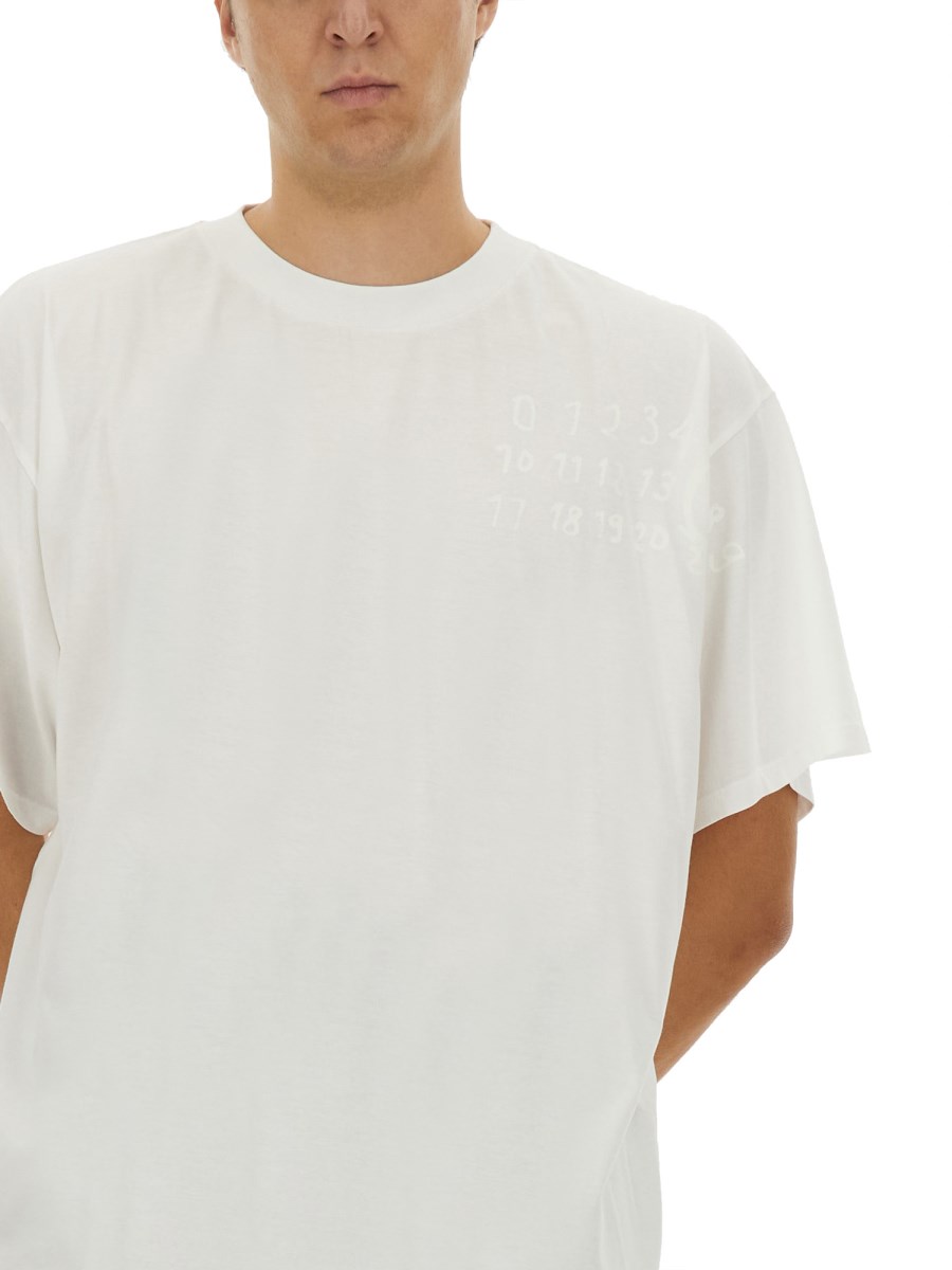 MM6 MAISON MARGIELA T-SHIRT CON STAMPA Ultimi tre giorni