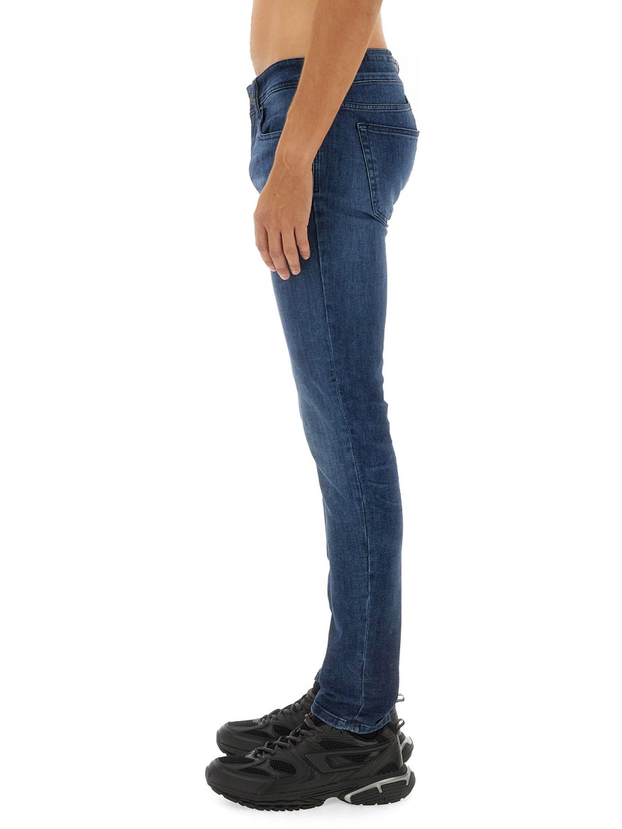 DIESEL JEANS "1979 SLEENKER" Promozione